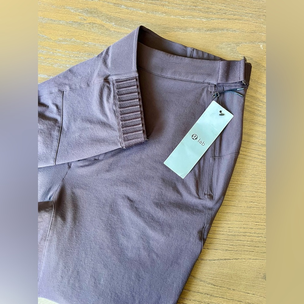 Lululemon lab NWT esker trouser SIZE 6 color squo